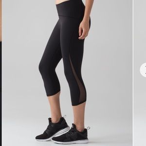 LULULEMON TRAIN TIMES CROP